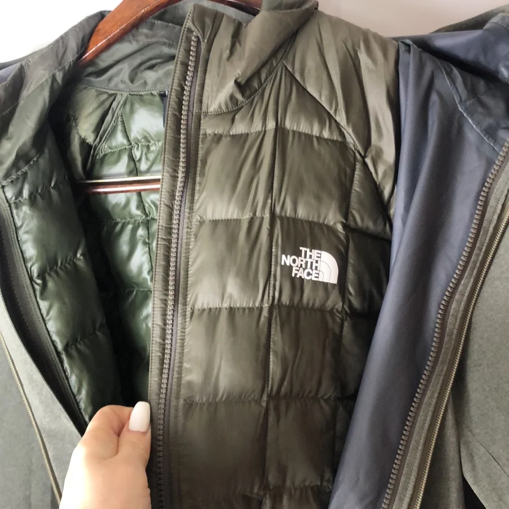 The North Face Carto Triclimate Hooded 3-in-1 Jacket - Picture 9 of 13